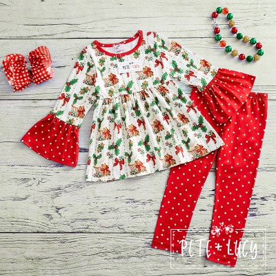 Christmas Mistletoe pant set